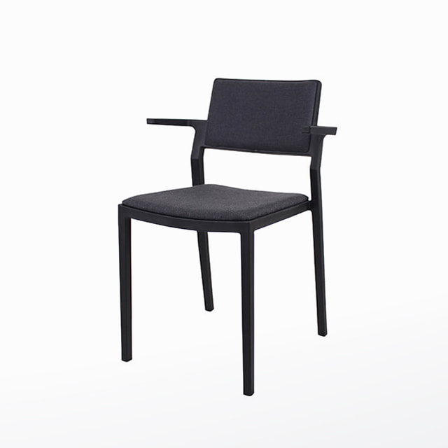 라미암체어 패브릭 플라스틱 사출 인테리어 카페 디자인 의자